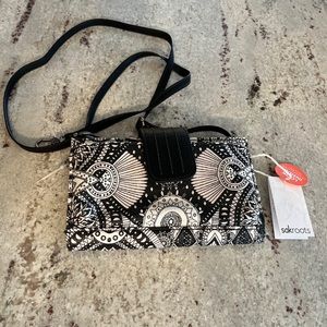 SAKROOTS Olympic Crossbody Black And White WLT  NWT Phone Pocket